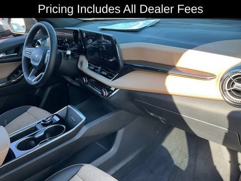 Used 2026 Chevrolet Equinox ACTIV w/ Convenience Package III AWD/4WD image 22