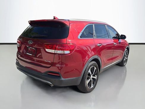 Used 2018 Kia Sorento EX image 8