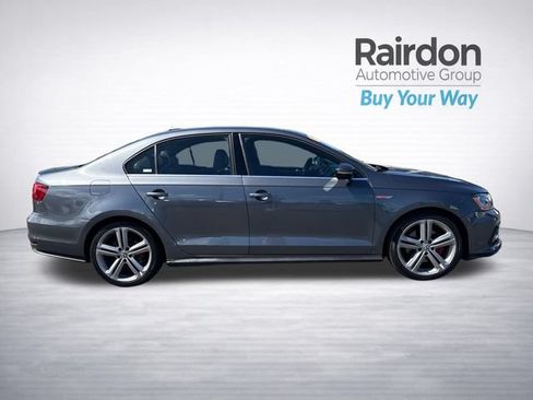 Used 2017 Volkswagen Jetta GLI FWD image 8