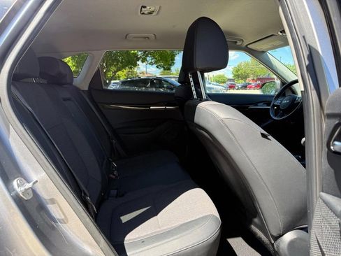 Used 2024 Kia Seltos X-Line AWD/4WD image 11