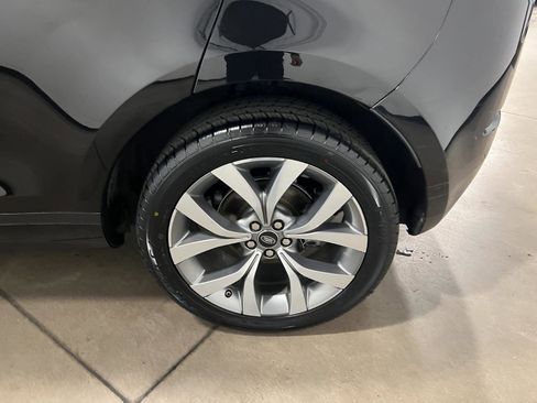 Used 2020 Land Rover Range Rover Evoque SE image 44