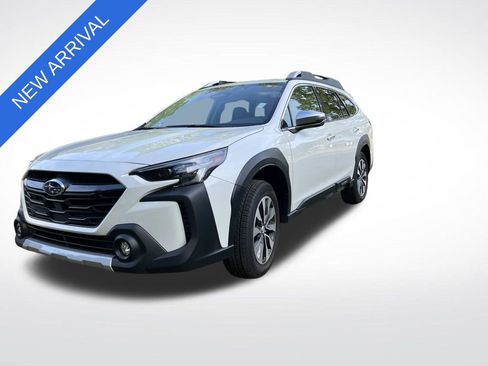 Used 2025 Subaru Outback Touring XT image 7