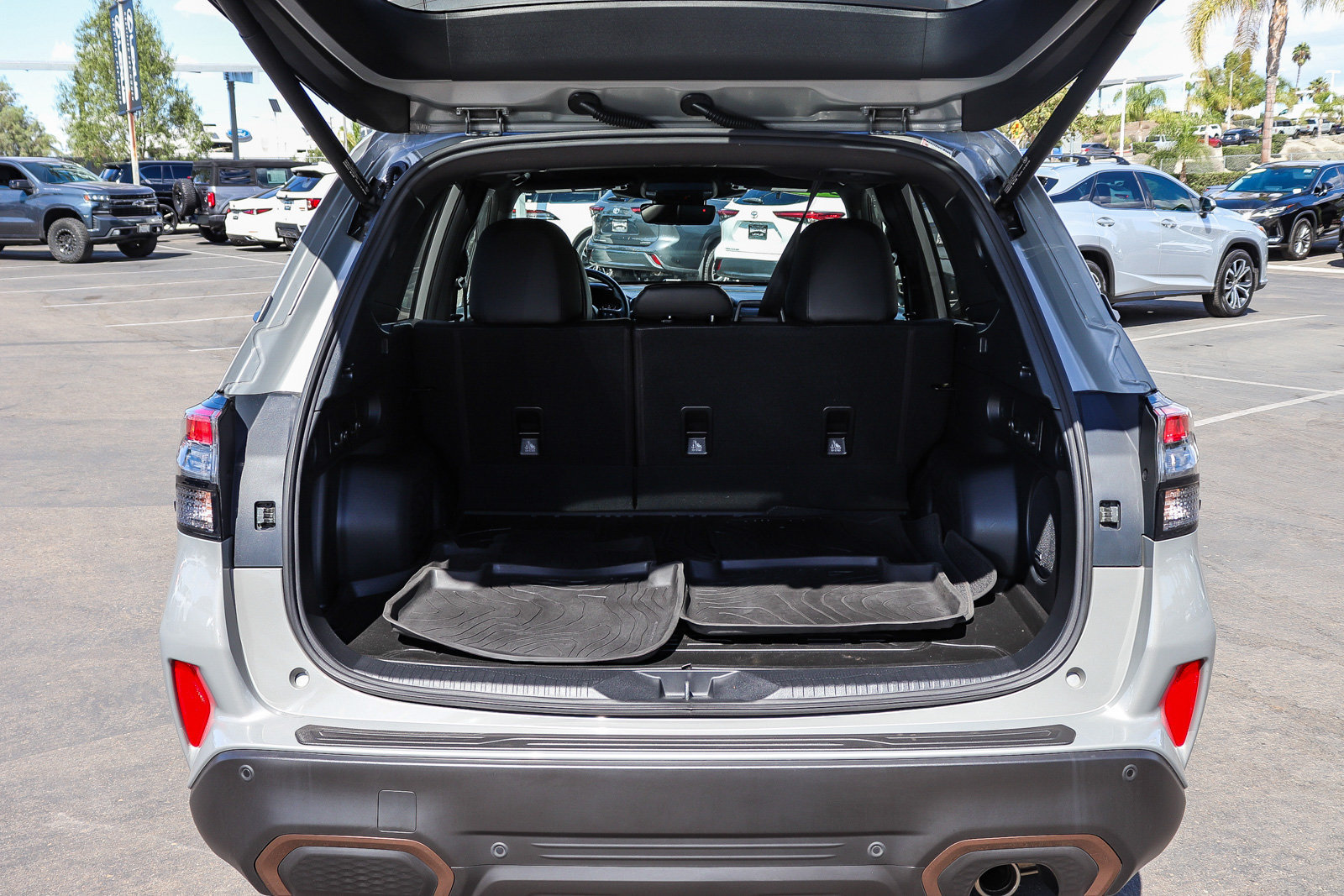Used 2025 Subaru Forester Sport AWD/4WD image 32