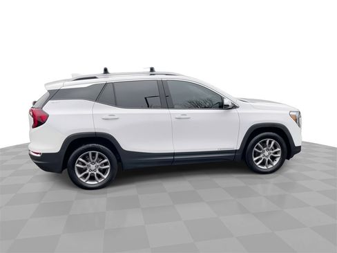 Used 2022 GMC Terrain SLT image 9