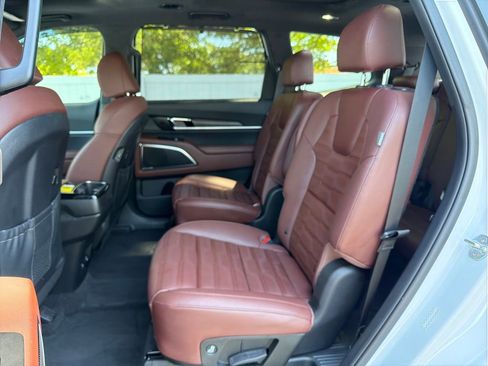 Used 2023 Kia Telluride SX Prestige AWD/4WD image 31