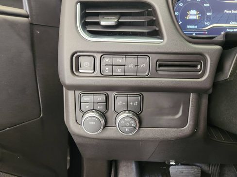 Used 2022 GMC Yukon SLT w/ SLT Luxury Package AWD/4WD image 20