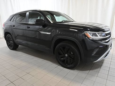 Used 2023 Volkswagen Atlas Cross Sport SE w/ Black Wheel Package AWD/4WD image 13