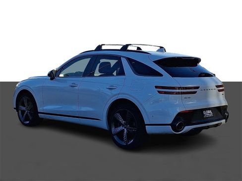 Used 2023 Genesis GV70 2.5T w/ Sport Prestige Package image 5