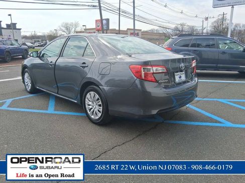 Used 2013 Toyota Camry LE image 5