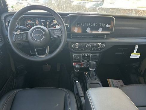 New 2025 Jeep Wrangler Unlimited Rubicon 392 image 21