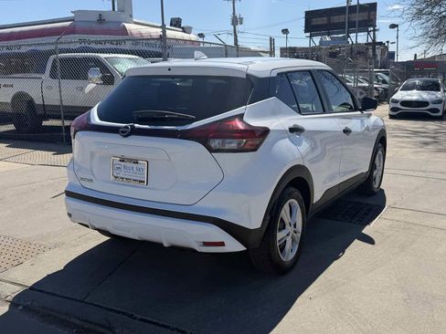 Used 2023 Nissan Kicks S image 5