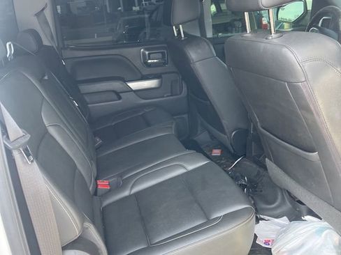 Used 2018 Chevrolet Silverado 1500 LT w/ All Star Edition image 8