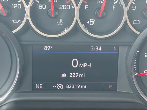 Used 2021 Chevrolet Tahoe LT w/ LT Signature Package RWD image 35