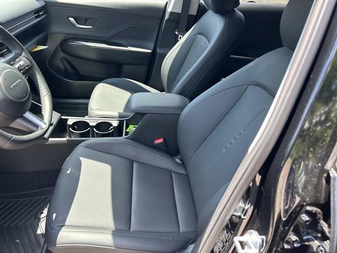 New 2026 Hyundai Kona Limited FWD image 12
