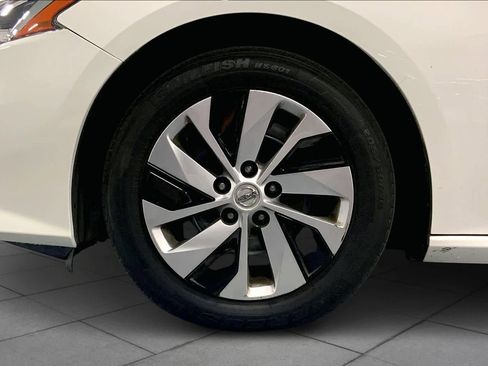 Used 2019 Nissan Altima 2.5 S image 11