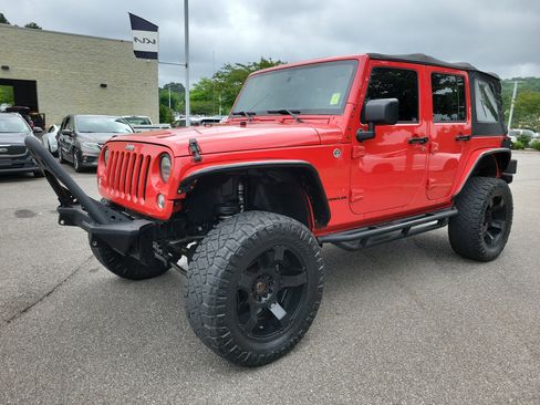 Used 2015 Jeep Wrangler Unlimited Sport w/ Quick Order Package 24S AWD/4WD image 18