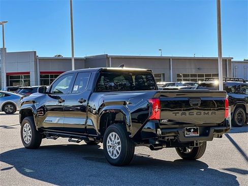 New 2026 Toyota Tacoma SR5 image 6