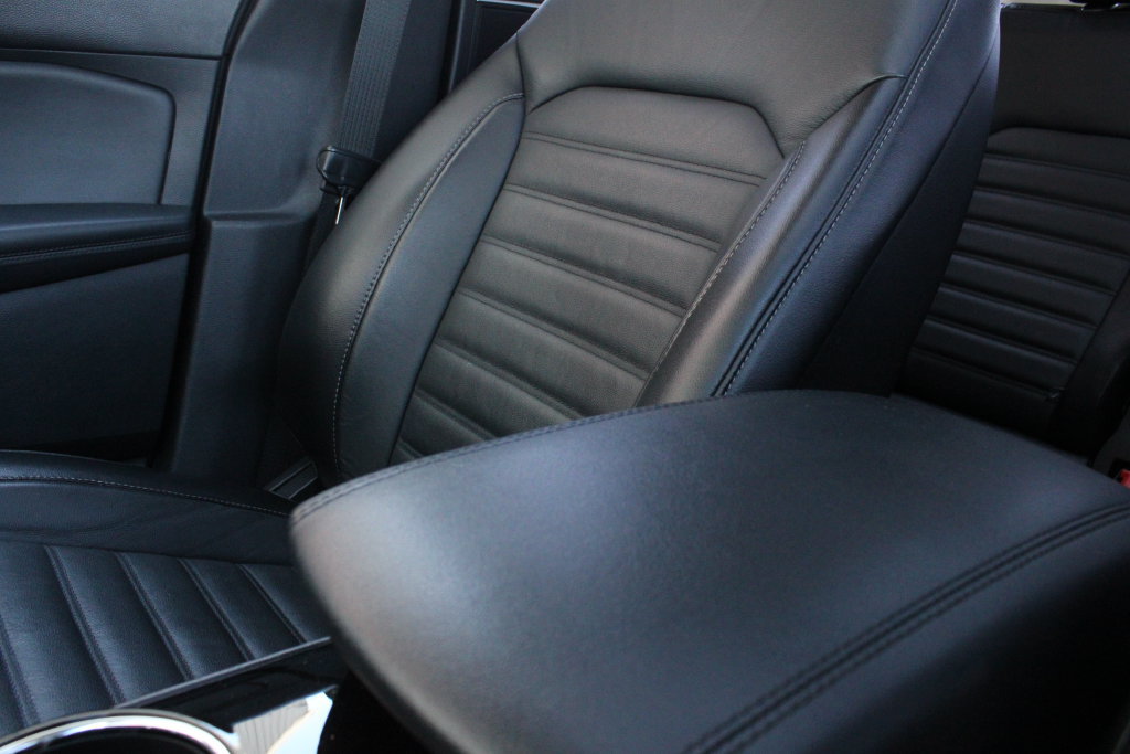 Used 2015 Ford Edge SEL w/ Equipment Group 201A AWD/4WD image 19