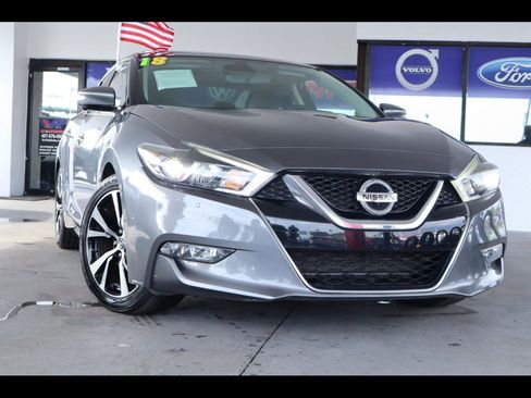 Used 2018 Nissan Maxima Platinum FWD image 1