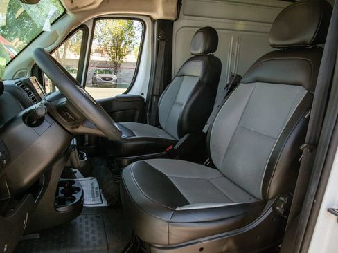 Used 2023 RAM ProMaster 2500 FWD image 13