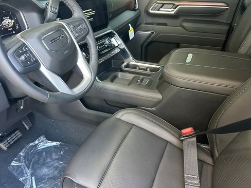 New 2026 GMC Sierra 3500 Denali w/ Denali Reserve Package AWD/4WD image 9