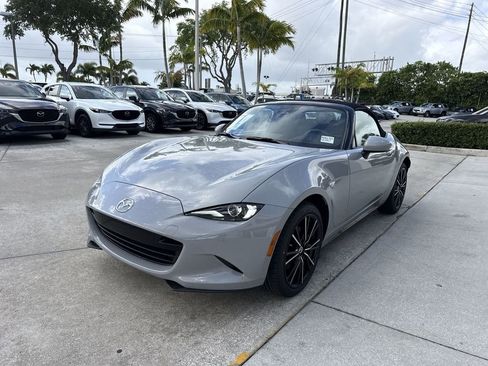 New 2026 MAZDA MX-5 Miata Grand Touring RWD image 9