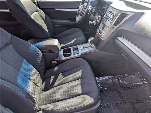 Used 2011 Subaru Outback 2.5i Premium image 18