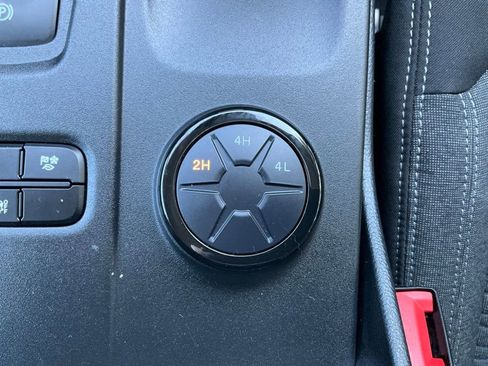 Used 2024 Ford Ranger XLT w/ Trailer Tow Package image 32