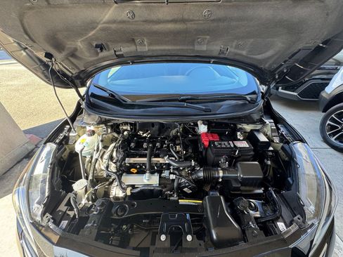 Used 2025 Nissan Versa SV image 31