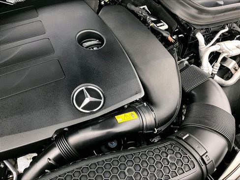 Certified 2022 Mercedes-Benz GLC 300 4MATIC image 30