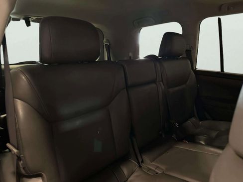 Used 2009 Lexus LX 570 4WD image 25