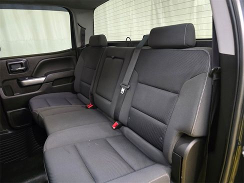 Used 2018 Chevrolet Silverado 1500 LT w/ LT Eassist Package image 17