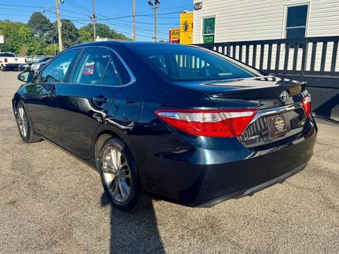 Used 2016 Toyota Camry SE FWD image 6
