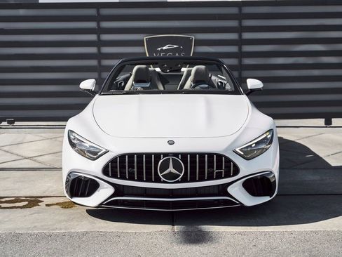 Used 2023 Mercedes-Benz SL 63 AMG 4MATIC image 19