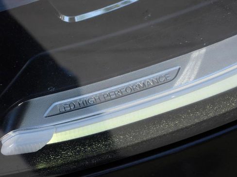 Used 2020 Mercedes-Benz GLC 300 image 14
