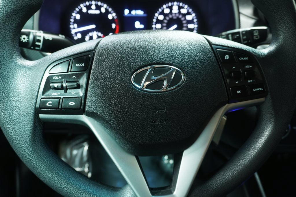 Used 2020 Hyundai Tucson SE AWD/4WD image 15
