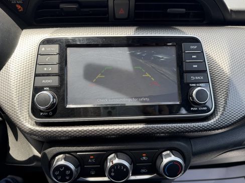 Used 2020 Nissan Kicks S FWD image 16