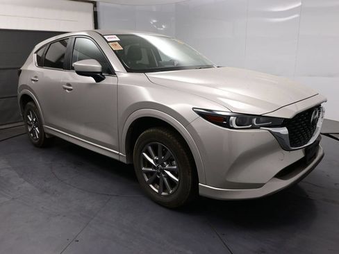 Used 2025 MAZDA CX-5 AWD 2.5 S w/ Preferred Package image 4