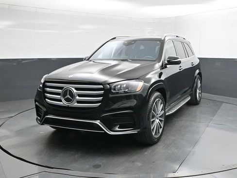 New 2026 Mercedes-Benz GLS 450 4MATIC image 30