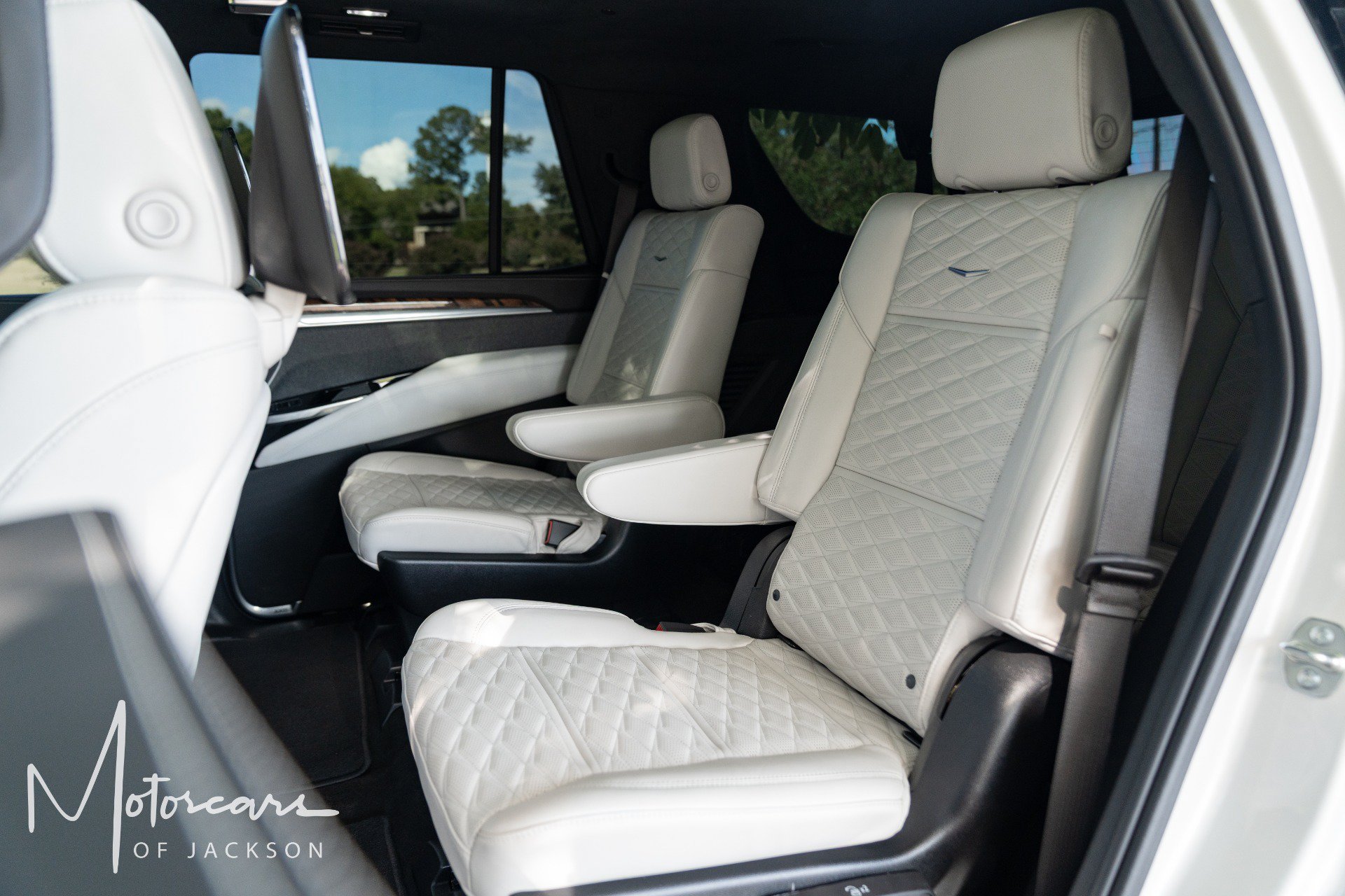 Used 2025 Cadillac Escalade Sport Platinum RWD image 14