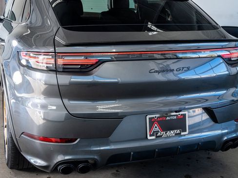 Used 2023 Porsche Cayenne GTS image 21