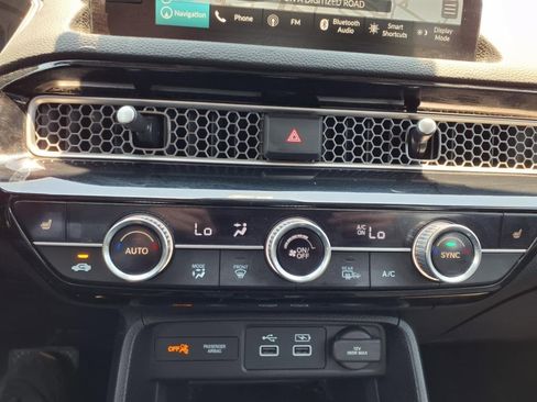 Used 2024 Honda Civic Touring image 14