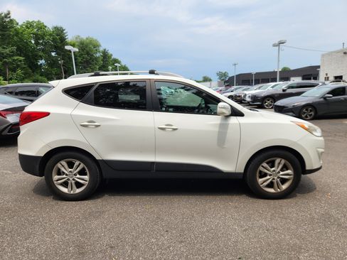 Used 2012 Hyundai Tucson GLS FWD image 6