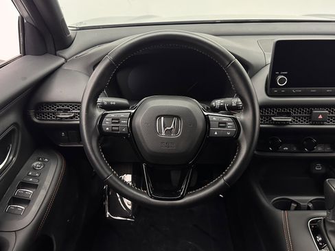 Used 2025 Honda HR-V Sport image 24
