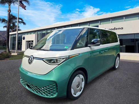Used 2025 Volkswagen ID. Buzz 1st Edition RWD image 1