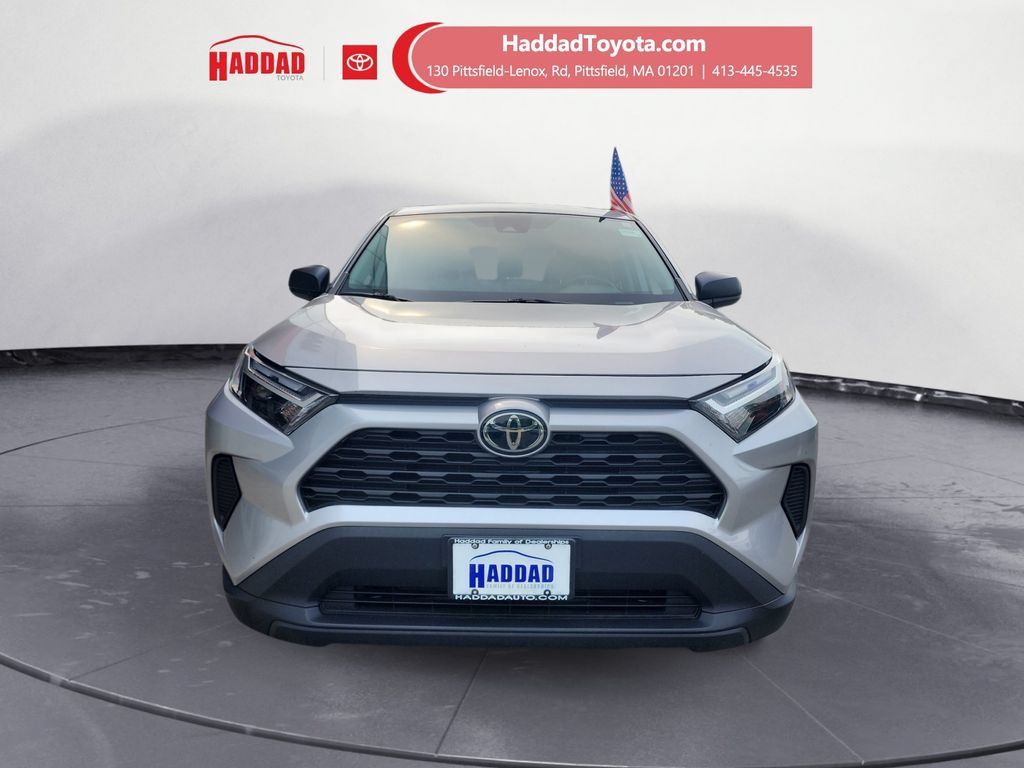 Certified 2023 Toyota RAV4 LE AWD/4WD image 9
