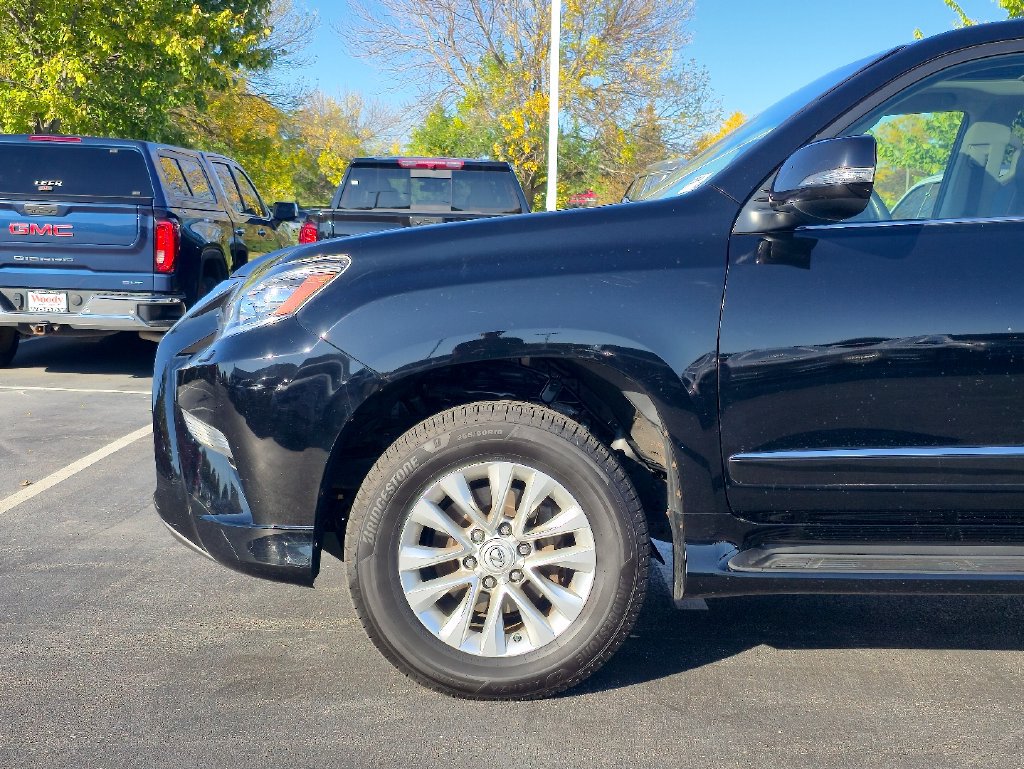 Used 2018 Lexus GX 460 Premium w/ Premium Package AWD/4WD image 35