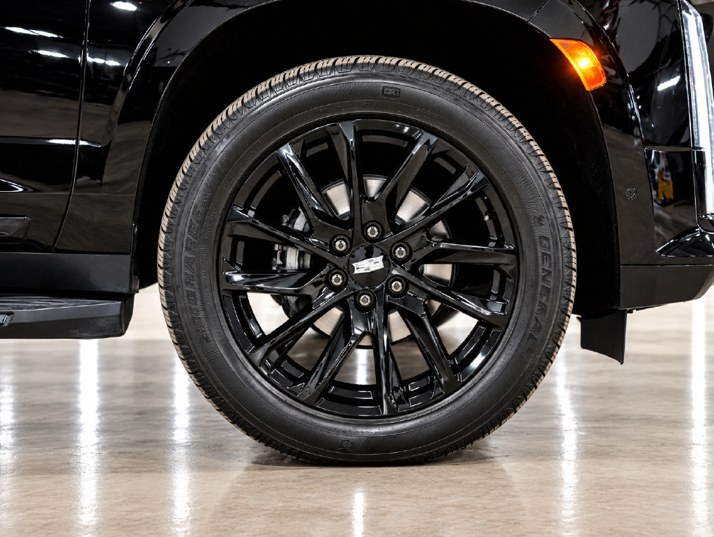 Used 2022 Cadillac Escalade Sport Platinum w/ LPO, ONYX Package AWD/4WD image 46