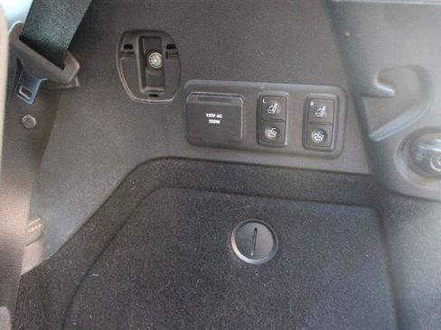 Used 2012 Mercedes-Benz GL 450 450 4MATIC image 23