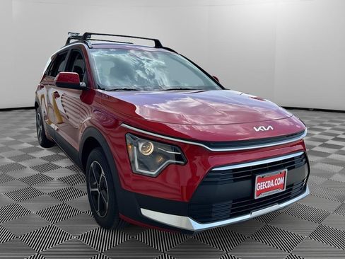 New 2026 Kia Niro LX FWD image 3